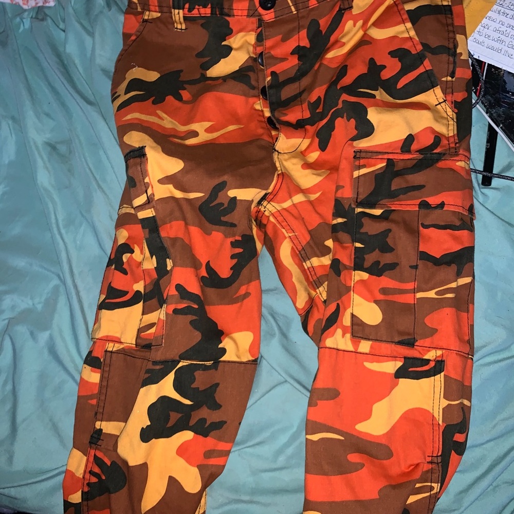 camo pants